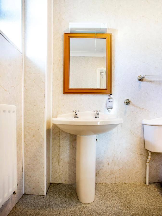 Oyo Chilton Country Pub And Hotel West Rainton Extérieur photo